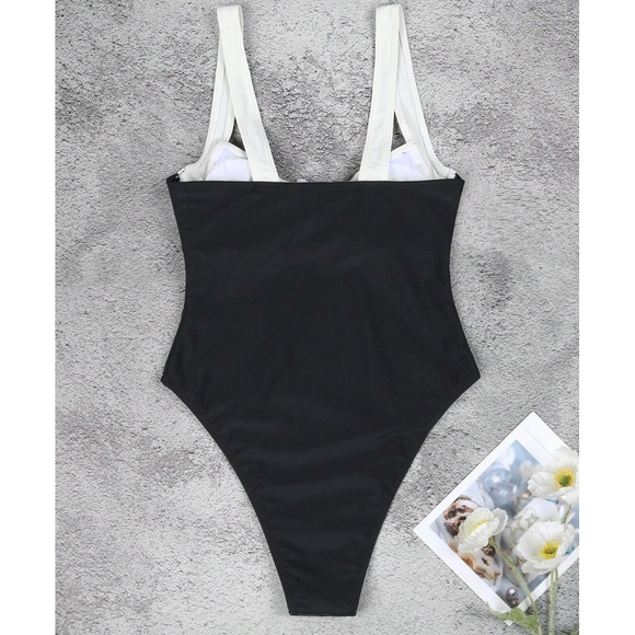 Color Block High Cut Bottom One Piece Monokini Swimsuit - Picture 5 of 5